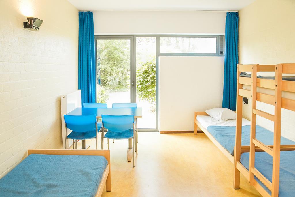 Jeugdherberg De Peerdevisser Oostduinkerke Exterior foto